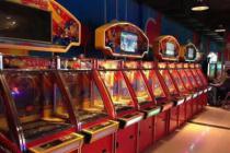 利用游戏机从事赌博活动营利 电玩城老板以开设赌场罪获刑